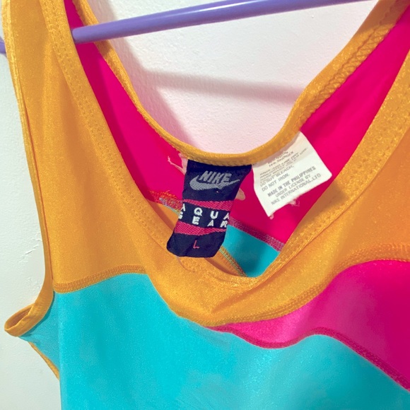 🚨VINTAGE ALERT🚨Nike🧡Tank Top💖Large (Kids)🎽 - Picture 3 of 5